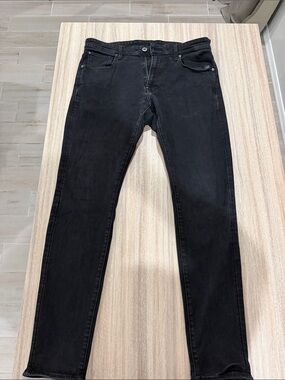 Black Skinny Jeans for Men - Classic Stretch Denim